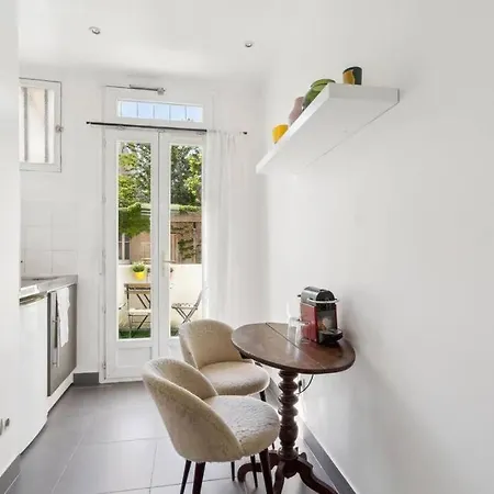 Cosy Studio With Terrace Retreat - Mp52a Appartamento Parigi