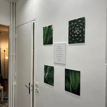 Cosy Studio With Terrace Retreat - Mp52a Appartamento Parigi